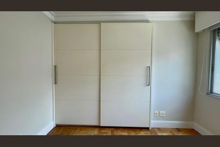 Apartamento à venda com 208m², 3 quartos e 1 vagaSuite Americana 