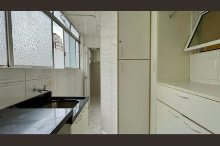 Apartamento à venda com 208m², 3 quartos e 1 vagaÁrea de Serviço