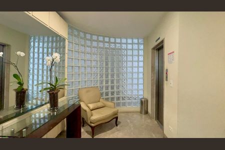 Apartamento à venda com 208m², 3 quartos e 1 vagaHall de entrada