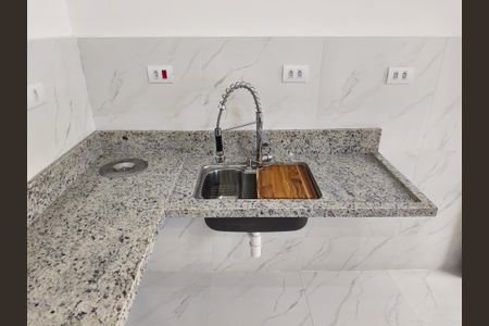 Casa à venda com 150m², 3 quartos e 2 vagas Casa à venda com 150m², 3 quartos e 2 vagasCozinha