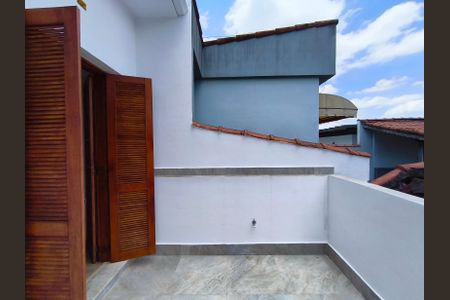 Casa à venda com 150m², 3 quartos e 2 vagas Casa à venda com 150m², 3 quartos e 2 vagasVaranda do quarto 1