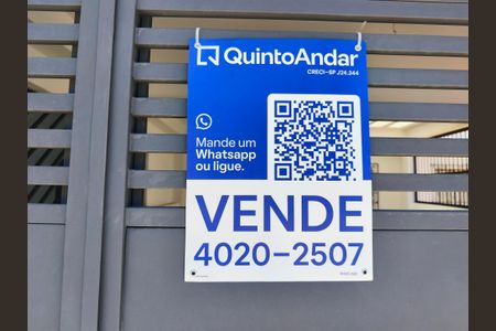 Casa à venda com 150m², 3 quartos e 2 vagas Casa à venda com 150m², 3 quartos e 2 vagasPlaquinha
