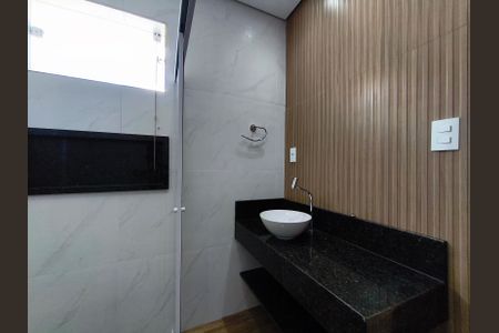 Casa à venda com 150m², 3 quartos e 2 vagas Casa à venda com 150m², 3 quartos e 2 vagasBanheiro da Suíte