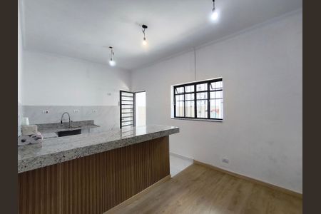 Casa à venda com 150m², 3 quartos e 2 vagas Casa à venda com 150m², 3 quartos e 2 vagasCozinha