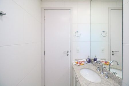 Apartamento à venda com 62m², 2 quartos e 1 vagaBanheiro Social