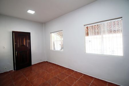 Sala de casa para alugar com 3 quartos, 150m² em Brás de Pina, Rio de Janeiro