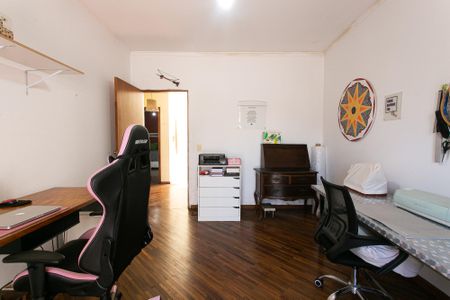 Apartamento à venda com 256m², 3 quartos e 4 vagas Apartamento à venda com 256m², 3 quartos e 4 vagasQuarto 1