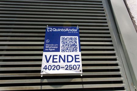 Apartamento à venda com 256m², 3 quartos e 4 vagas Apartamento à venda com 256m², 3 quartos e 4 vagasplaca ZNHJ-388