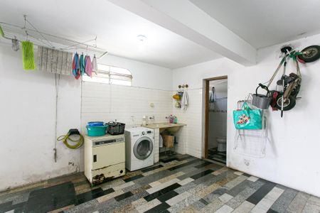 Apartamento à venda com 256m², 3 quartos e 4 vagas Apartamento à venda com 256m², 3 quartos e 4 vagasÁrea de Serviço