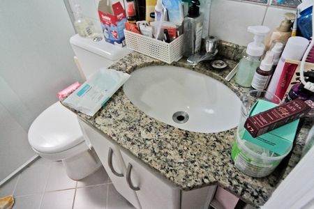 Apartamento para alugar com 64m², 2 quartos e 2 vagasBanheiro