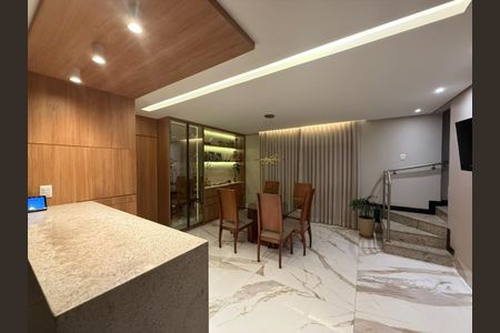 Apartamento à venda com 210m², 4 quartos e 3 vagasSala