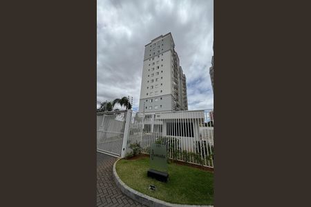 Apartamento para alugar com 50m², 2 quartos e 1 vaga Apartamento para alugar com 50m², 2 quartos e 1 vagaFachada