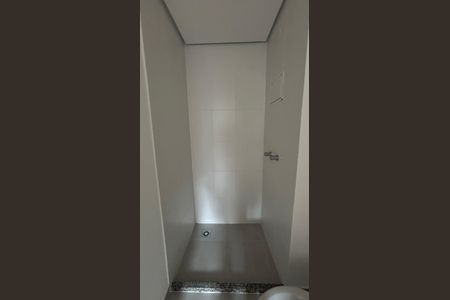 Apartamento para alugar com 50m², 2 quartos e 1 vaga Apartamento para alugar com 50m², 2 quartos e 1 vagaBanheiro da Suíte