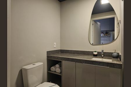 Banheiro Social de kitnet/studio para alugar com 1 quarto, 25m² em Perdizes, São Paulo