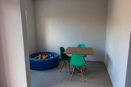 Apartamento para alugar com 42m², 1 quarto e 1 vagaÁrea comum - Salão de festas Infantil