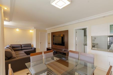 Apartamento para alugar com 97m², 2 quartos e 2 vagasSala