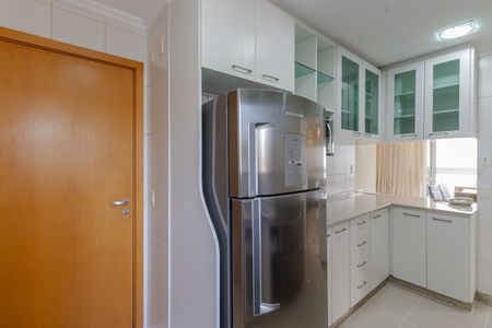 Apartamento para alugar com 97m², 2 quartos e 2 vagasCozinha