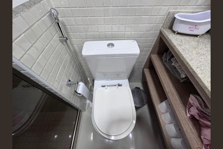 Apartamento à venda com 117m², 3 quartos e 2 vagasBanheiro Social