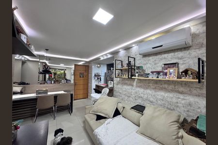 Apartamento à venda com 117m², 3 quartos e 2 vagasSala