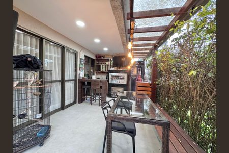 Apartamento à venda com 117m², 3 quartos e 2 vagasVaranda - Área Garden