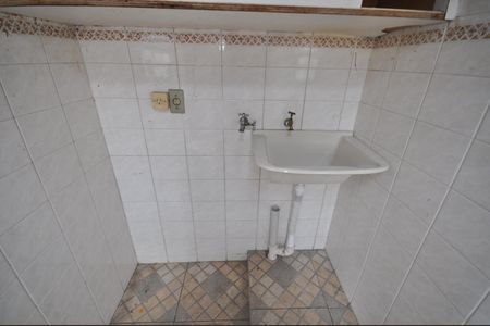Área de Serviço de casa para alugar com 3 quartos, 150m² em Vila Medeiros, São Paulo
