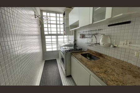 Cozinha de apartamento à venda com 1 quarto, 44m² em Santa Cecilia, São Paulo