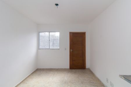 Sala/Cozinha de apartamento à venda com 2 quartos, 38m² em Vila Campanela, São Paulo