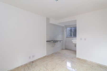 Sala/Cozinha de apartamento à venda com 2 quartos, 38m² em Vila Campanela, São Paulo
