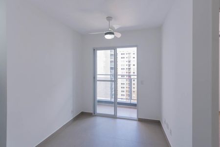 Sala de apartamento para alugar com 2 quartos, 50m² em Santo Cristo, Rio de Janeiro