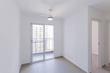 Sala de apartamento para alugar com 2 quartos, 50m² em Santo Cristo, Rio de Janeiro