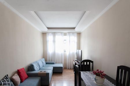 Sala de apartamento à venda com 2 quartos, 70m² em Heliópolis, Belo Horizonte