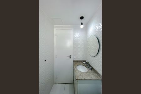 Apartamento à venda com 65m², 2 quartos e 2 vagasBanheiro da Suíte