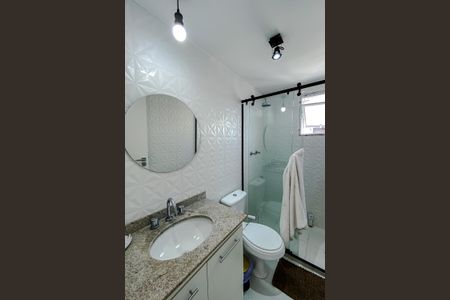 Apartamento à venda com 65m², 2 quartos e 2 vagasBanheiro da Suíte