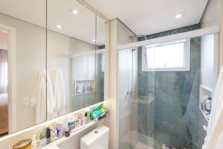 Apartamento à venda com 67m², 2 quartos e 1 vaga Apartamento à venda com 67m², 2 quartos e 1 vagaBanheiro da Suíte