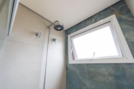 Apartamento à venda com 67m², 2 quartos e 1 vaga Apartamento à venda com 67m², 2 quartos e 1 vagaBanheiro da Suíte