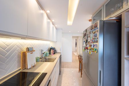 Apartamento à venda com 67m², 2 quartos e 1 vaga Apartamento à venda com 67m², 2 quartos e 1 vagaCozinha