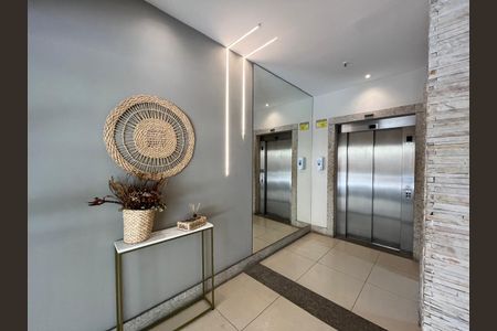 Apartamento para alugar com 57m², 2 quartos e 1 vagaÁrea comum - Hall