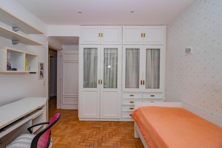 Apartamento à venda com 143m², 3 quartos e 1 vagaQuarto 2