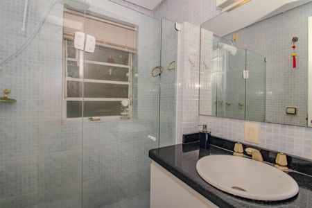 Apartamento à venda com 143m², 3 quartos e 1 vagaBanheiro da Suíte