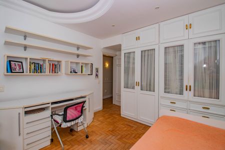 Apartamento à venda com 143m², 3 quartos e 1 vagaQuarto 2