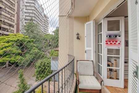Apartamento à venda com 143m², 3 quartos e 1 vagaQuarto 2 - Varanda