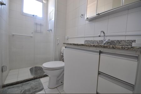 Apartamento para alugar com 76m², 2 quartos e 1 vagaBanheiro do Quarto Suíte