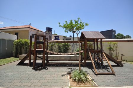 Apartamento para alugar com 76m², 2 quartos e 1 vagaÁrea comum - Playground