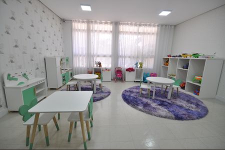 Apartamento para alugar com 76m², 2 quartos e 1 vagaBrinquedoteca