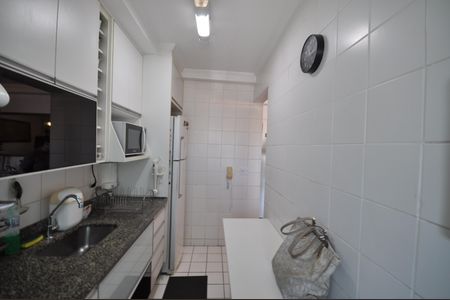 Apartamento para alugar com 76m², 2 quartos e 1 vagaCozinha
