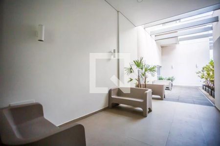 Studio à venda com 28m², 0 quarto e sem vaga Studio à venda com 28m², 0 quarto e sem vagaEntrada