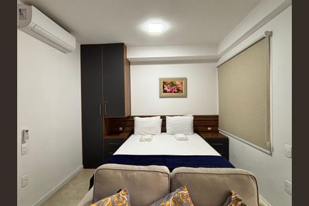 Studio à venda com 28m², 0 quarto e sem vaga Studio à venda com 28m², 0 quarto e sem vagaStudio