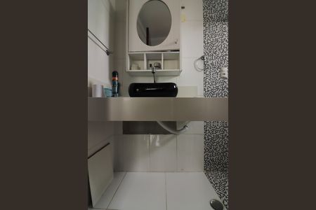 Apartamento à venda com 96m², 2 quartos e 1 vagaQuarto 1 - Suíte Banheiro 