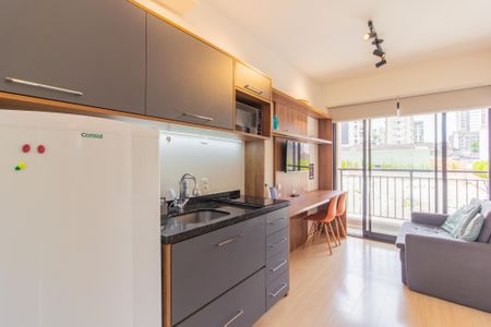 Sala/Cozinha de apartamento à venda com 1 quarto, 30m² em Sumaré, São Paulo