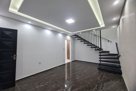 Casa à venda com 2 quartos, 95m² em Vila Sapopemba, São Paulo
